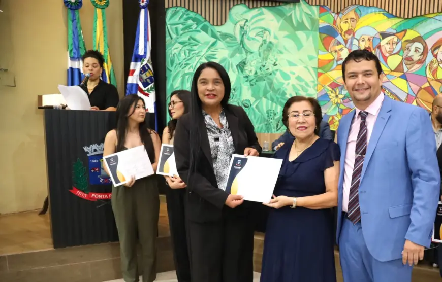 Câmara Municipal de Ponta Porã homenageia a Universidade Central do Paraguai em Pedro Juan