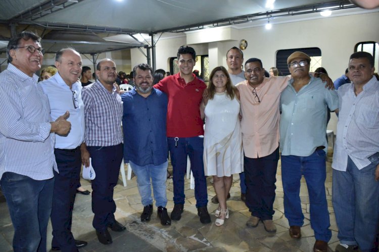 Puccinelli fala do compromisso de Carlos Bernardo com a educação.