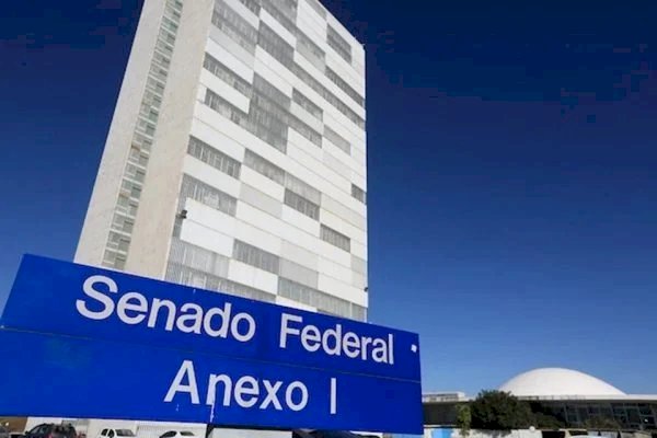 Concurso do Senado tem mais de mil vagas e salário até R$ 33 mil