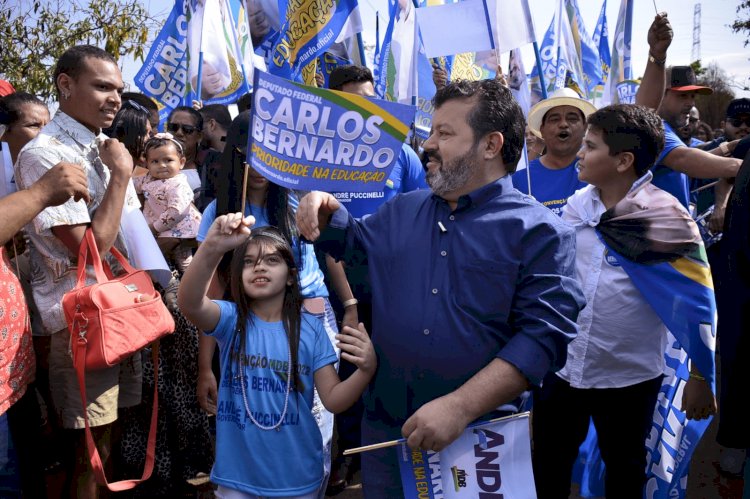 Carlos Bernardo segue líder e é o terceiro mais citado em pesquisa do Ranking