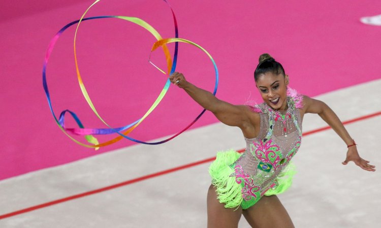 Ginástica Rítmica: Bárbara Domingos é bronze em etapa da Copa do Mundo