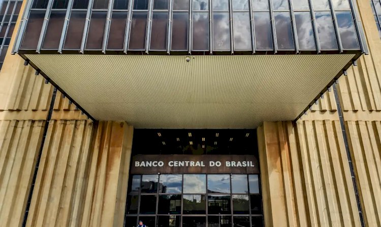 Mercado eleva para 2,09% projeção de expansão da economia em 2024